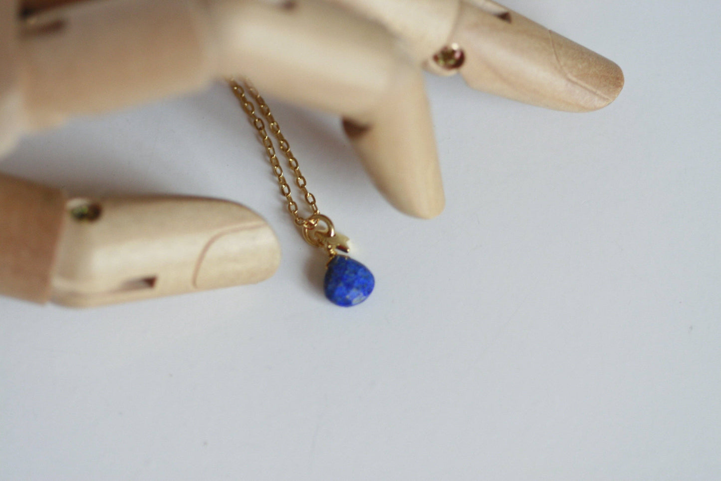 Kaiko - Dainty Crystal Necklace | Lapis Lazuli