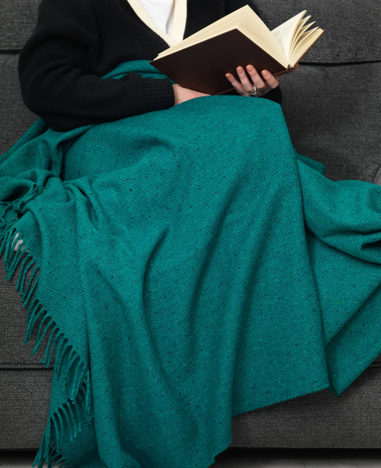 INISHCOO DONEGAL LAMBSWOOL TWEED GREEN