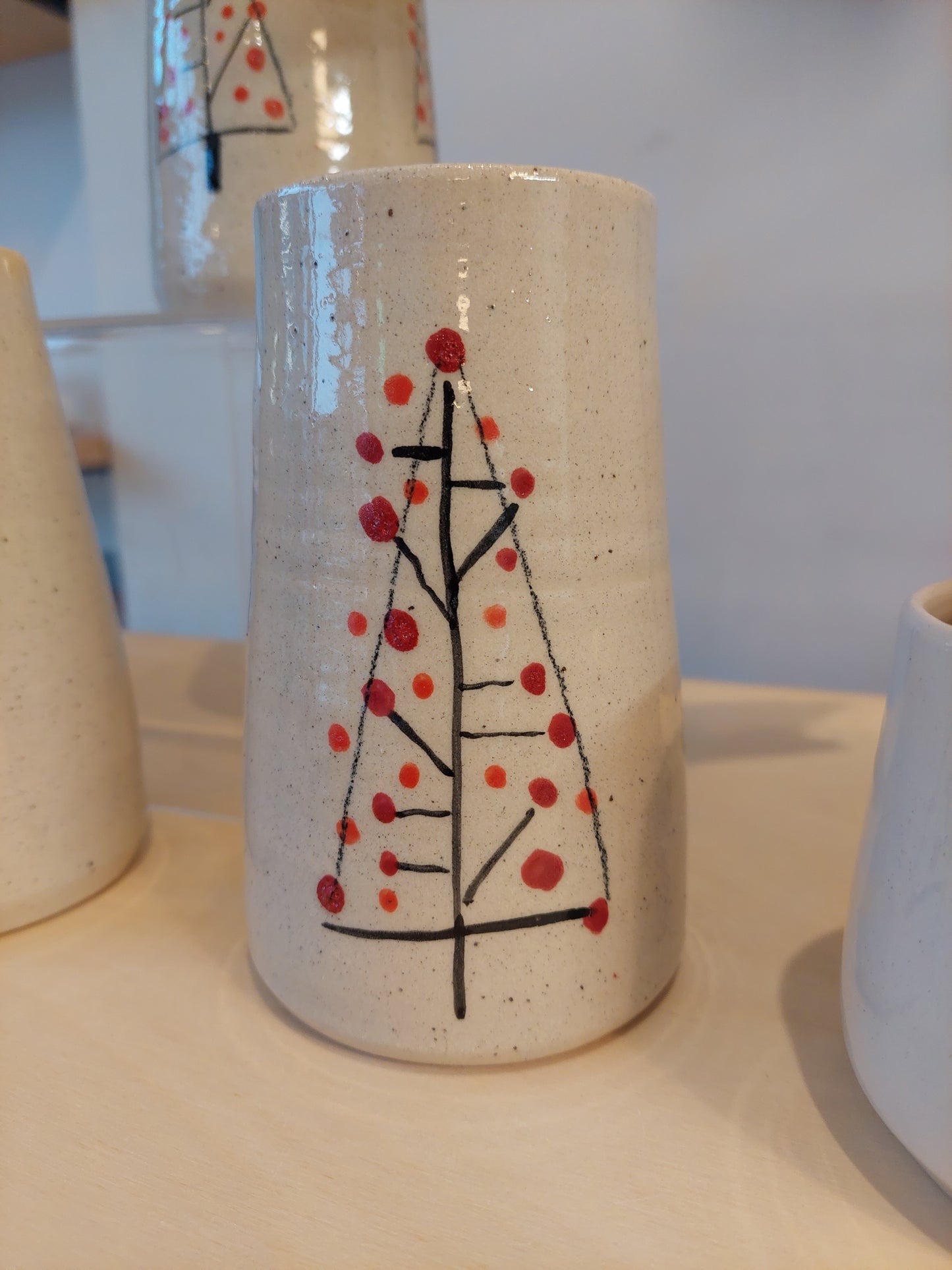 Brookwood Christmas Tree vase Small