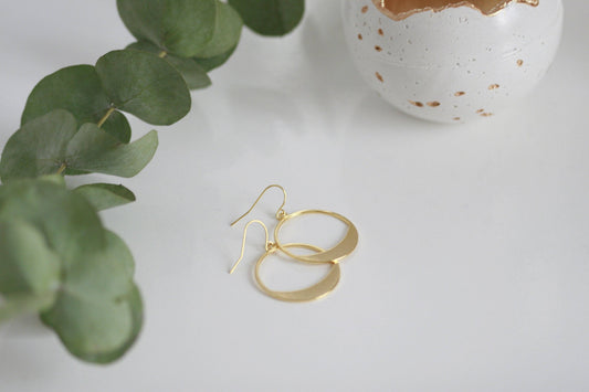 Delicate Geometric Earrings | Minimal