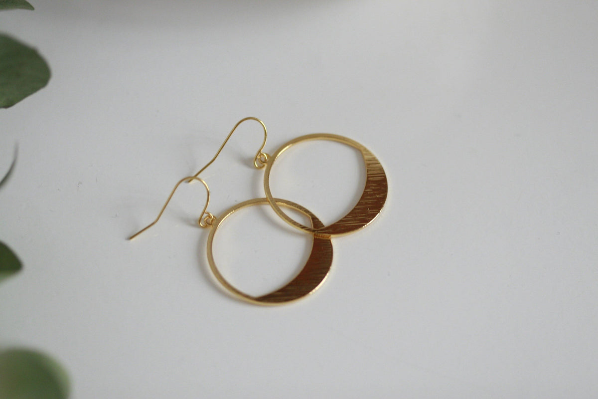 Delicate Geometric Earrings | Minimal