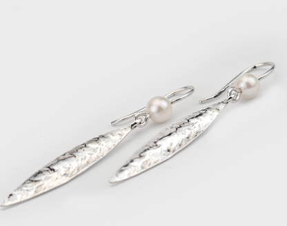 Single Leaf With Pearl Silver Earrings