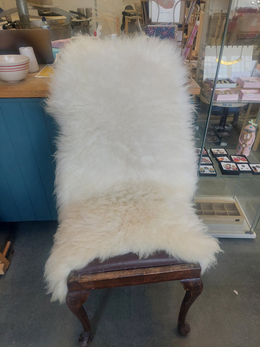 Yoko Sheepskin rug